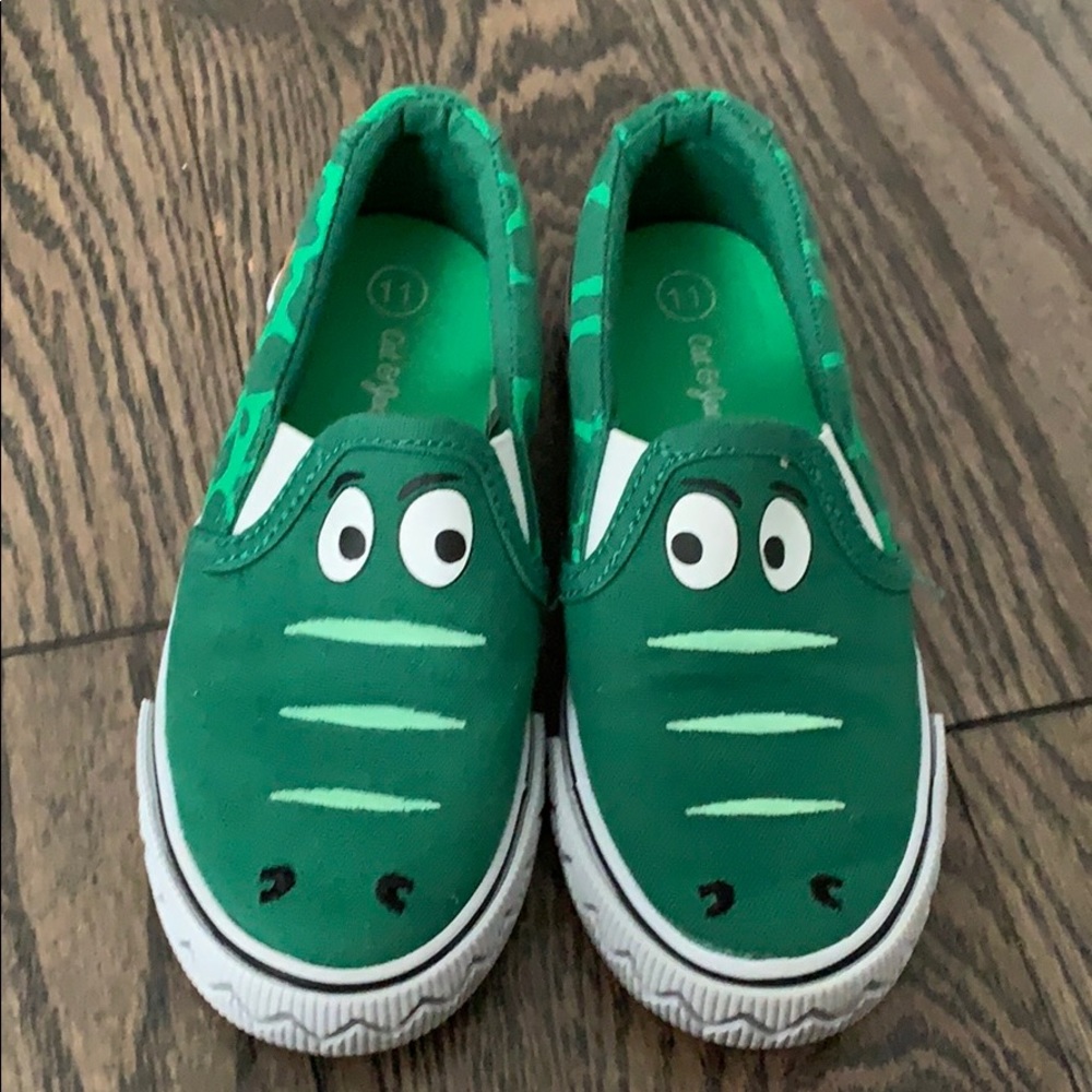 Cat & Jack slip in sneakers size 11